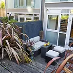 Luxury At The Brunswick - Free Parking-4 Bedrooms